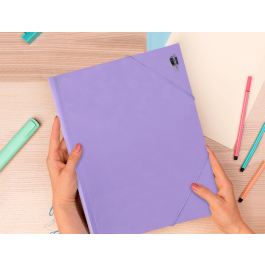 Liderpapel Carpeta Tres Solapas Polipropileno DIN A4 Color Lavanda Opaco Cierre Gomas Lomos Flexibles Capacidad 100 Hojas 400 Micras