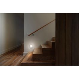 Varta Piloto de Noche con Sensor de Movimiento LED Blanco Cálido 230V 18lm Luz Regulable