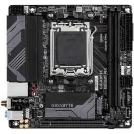 Gigabyte Placa Base AM5 B650I AX ITX para AMD Ryzen Serie 7000/8000/9000, DDR5, Wifi 6E, LAN 2.5GbE