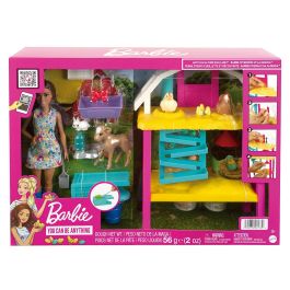 Barbie Hgy88 Muñeca Granja ¡Incuba Huevos! Set con Muñeca, Gallinero, Animales y Plastilina para Niñas +4 Años