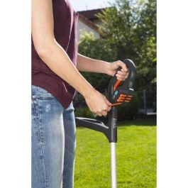Gardena SmallCut Li-14 / 23R Recortadora de Hilo a Batería Li-Ion 14.4V 2.0Ah, 23cm Corte, Cuchillas RotorCut, 1.7kg Gardena SmallCut Li-14 / 23R Recortadora de Hilo a Batería Li-Ion 14.4V 2.0Ah, 23cm Corte, Cuchillas RotorCut, 1.7kg