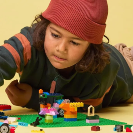 LEGO Base Verde Classic Juego de Construcción para Niños y Niñas a Partir de 4 Años Piezas de Plástico Multicolor