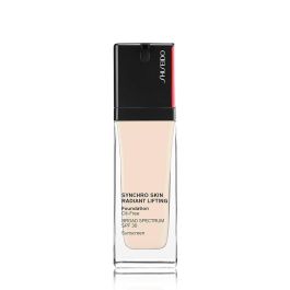 Base de Maquillaje Cremosa Shiseido Synchro Skin Radiant Lifting Nº 110 Alabaster Spf 30 (30 ml) Precio: 40.49999954. SKU: S8305469
