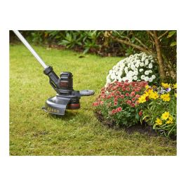 Cortabordes 550 W 30cm 220-240v beste630-qs black+decker