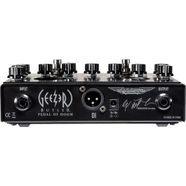 ASHDOWN Pedal Of Doom Geezer Butler Ashdown Dimensiones: Ancho 16 cm, Alto 7 cm, Largo 21.5 cm