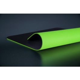 Razer Gigantus V2 - 3XL Alfombrilla de ratón para juegos, 1200x550 mm, Negro/Verde, RZ02-03330500-R3M1, Bordes contra enrollamiento, Base antiderrapante