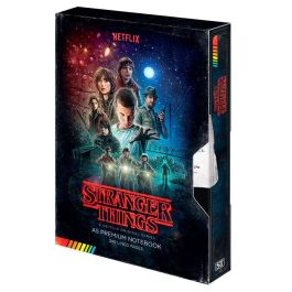 PYRAMID Cuaderno A5 Premium Stranger Things VHS Tapa Dura con Relieve Precio: 12.68999963. SKU: B13YR7N2YT