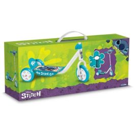 Patinete de 3 ruedas - DISNEY - STITCH - Regulable en altura - Amplia plataforma antideslizante - Asas antipellizcos Patinete de 3 ruedas - DISNEY - STITCH - Regulable en altura - Amplia plataforma antideslizante - Asas antipellizcos