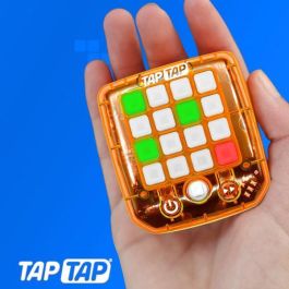 Cayro Juego Electrónico Tap Tap Mod Sdos. Entrena Memoria, Concentración y Coordinación. Modelos Surtidos 4,4x7,1x6,4 cm