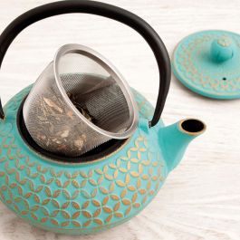 Quid Tetera Hierro Naka 0,5 L con Filtro de Acero Inoxidable para Inducción, Vitrocerámica y Gas