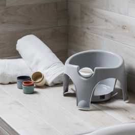 Thermobaby Anillo de Baño AQUAFUN Gris - Asiento estable con respaldo, reposabrazos y 4 ventosas ultrarresistentes para bebés 7-16 meses Thermobaby Anillo de Baño AQUAFUN Gris - Asiento estable con respaldo, reposabrazos y 4 ventosas ultrarresistentes para bebés 7-16 meses