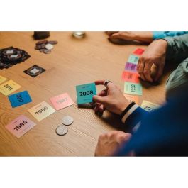 Dujardin Hitster Juego de Cartas Musical para Crear Línea de Tiempo Cronológica - Adivina Éxitos de 100 Años