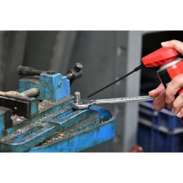 Facom Lubricante Penetrante Aflojatodo Antihumedad Multifunción Protege Óxido y Corrosión, Elimina Chirridos, Limpia Grasa 300 ml Facom Lubricante Penetrante Aflojatodo Antihumedad Multifunción Protege Óxido y Corrosión, Elimina Chirridos, Limpia Grasa 300 ml
