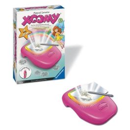 Ravensburger Xoomy Midi Magical Universe - Máquina de Dibujo Portátil con Zoom para Niños, Proyector Creativo con Tema Mágico a partir de 6 años