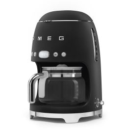 Smeg DCF02BLMEU Cafetera de Goteo Eléctrica Estilo Retro Años 50 para Preparar Café Filtrado, Color Negro Mate Precio: 173.89999968. SKU: B1F37SSELY