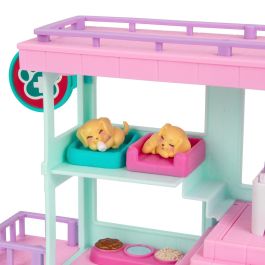MOOSE 26673 Little Live Pets Baby Care Clinic - Familias Sorpresa con 3 Cachorros Retriever, Juguete para Niños +5 Años