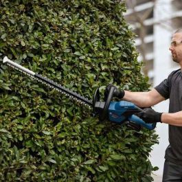 Bosch GHE 18V-60 Cortasetos Inalámbrico con Motor sin Escobillas, Capacidad de Corte 20 mm, Sistema Antibloqueo Bosch GHE 18V-60 Cortasetos Inalámbrico con Motor sin Escobillas, Capacidad de Corte 20 mm, Sistema Antibloqueo