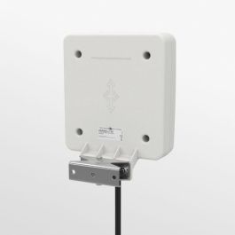 Panorama Antennas WMM8GG-7-38 Antena Celular/LTE 2x2 (698-960/1710-3800MHz), 9 dBi, Direccional, IP65, Cable 5m SMA-M