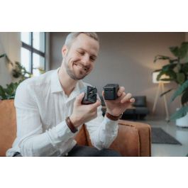 Verbatim Adaptador de Viaje Universal con Puertos USB-C PD y USB-A QC, para Más de 180 Países