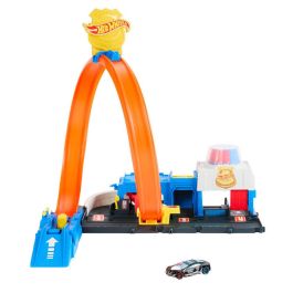 Hot Wheels Jbm71 Pista Súper Estación de Policía City con Looping Regulable, 4 Carriles para Carreras y Coche Metálico 1:64