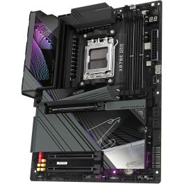 Gigabyte GA-X870E AORUS MASTER ATX Placa Base Socket AM5 para CPUs AMD Ryzen 9000, DDR5 8600MHz OC, Wi-Fi 7, LAN 5GbE, USB 4