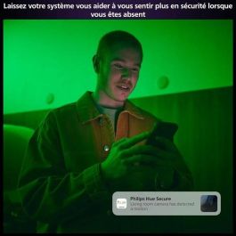 Philips Hue AUC1717288408650 Cámara Secure con cable HD 1080P para interior y exterior con soporte de escritorio, Negra