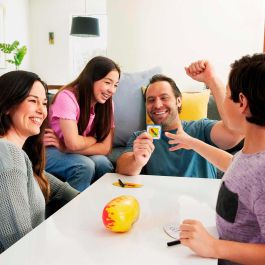 Mattel Games Pictionary Pic-Tato Juego de Mesa Infantil Dibujar Adivinar Pasar Rápido Portugués JHC63