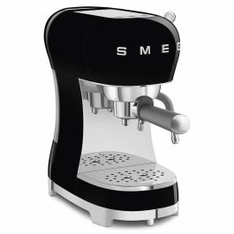 Smeg Cafetera 50's Style Negra ECF02BLEU Precio: 329.5000005. SKU: B13PD5SNP8