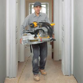 DeWALT Sierra Ingletadora DWS780 1675W con Disco de 305mm