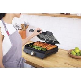 Ninja GR101EU Parrilla y Plancha de Interior Versátil para 4-5 personas con Temperatura Controlada hasta 260°C y Superficie Antiadherente