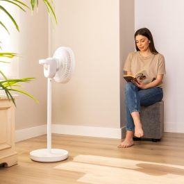 Cecotec 08243 Ventilador de Pie 3 en 1 Plegable Blanco Inalámbrico con Batería 2600mAh, Motor BLDC 22W Ultrasilencioso y Mando a Distancia