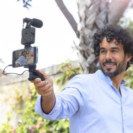 Kit Vlogging con Luz, Micrófono y Mando Plodni InnovaGoods 6 Piezas