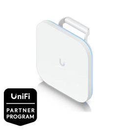 Ubiquiti UniFi E7 Campus WiFi 7 Access Point Indoor/Outdoor Precio: 907.5. SKU: B168WSA9J9