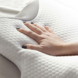 Almohada Viscoelástica Cervical con Contorno Ergonómico Conforti InnovaGoods Almohada Viscoelástica Cervical con Contorno Ergonómico Conforti InnovaGoods