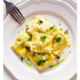 Corta Pasta Ravioli Cuadrado Quttin (24 Unidades) Corta Pasta Ravioli Cuadrado Quttin (24 Unidades)