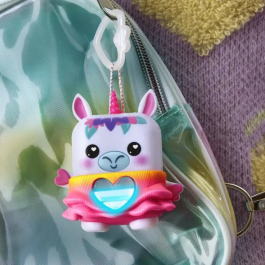 Hasbro HASG2210ES0 Nano-mals Meadowmist el Unicornio, Compañero Electrónico, Más de 70 Reacciones, Niños Mayores de 5 Años