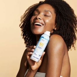 Sensilis INVISIBLE & LIGHT Spray Corporal SPF50+ Protector Solar Antiedad con Schisandra Chinensis Absorción Rápida Pack 2 x 200 ml