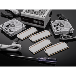 Corsair Dominator CMT64GX5M2B5600C40W módulo de memoria 64 GB 2 x 32 GB DDR5 5600 MHz Corsair Dominator CMT64GX5M2B5600C40W módulo de memoria 64 GB 2 x 32 GB DDR5 5600 MHz