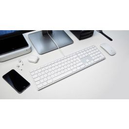 LMP KB-1243 - Teclado USB para Mac 110 Teclas ISO, Layout EN 3 Zonas, Numérico, 2 Puertos USB 2.0, Aluminio Plata