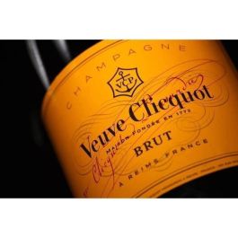 Champán Veuve Clicquot Carta Amarilla - Magnum 1,5 L