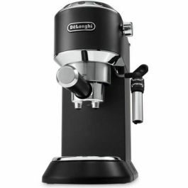 DeLonghi EC685.BK Cafetera Espresso Dedica Style con espumador de leche para café molido y monodosis, 15 bares, Negra Precio: 199.58999973. SKU: S7800417