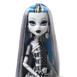 Muñeca monster high reel drama frankie en blanco y negro. Muñeca monster high reel drama frankie en blanco y negro.