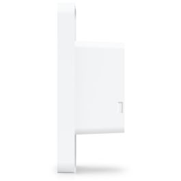 Ubiquiti Lector de Acceso Compacto Tercera Generación, Sensor Proximidad, Apple Touch Pass, BLE 4.1, NFC, PoE, RJ45, IP55, Blanco