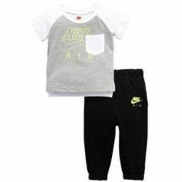 Conjunto Deportivo para Bebé 952-023 Nike Gris Precio: 43.49999973. SKU: S2016979