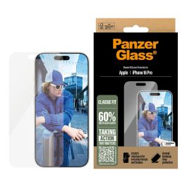 PanzerGlass Protector de Pantalla PanzerGlass Classic para iPhone 16 Pro - Aplicación en Seco, Resistente a Rayones y Golpes, 1 Unidad