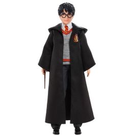 Mattel Harry Potter FYM50 Muñeco con Varita Mágica y Uniforme de Hogwarts, 11 Puntos de Articulación, Edad Recomendada +6 Años