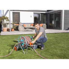 Gardena Enrollador de Manguera de Metal con Ruedas 100 - Carrete para Máx. 100 m de Manguera Ø int. 13 mm