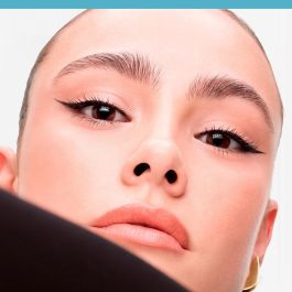 Bourjois Liner Pinceau Tubing Delineador de Ojos #001-Ultra Black 2.5 ml - Fórmula Resistente al Agua 36h