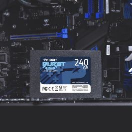 Patriot Burst Elite SSD Interno 240GB 2.5" SATA III - Velocidad Lectura 450MB/s, Escritura 320MB/s para PC/Portátil