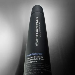 Sebastian Professionals RESHAPER Laca Fijación Fuerte 24h, Tacto Suave y Resistente a la Humedad, 300 ml